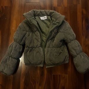 Green puffer jacket size small